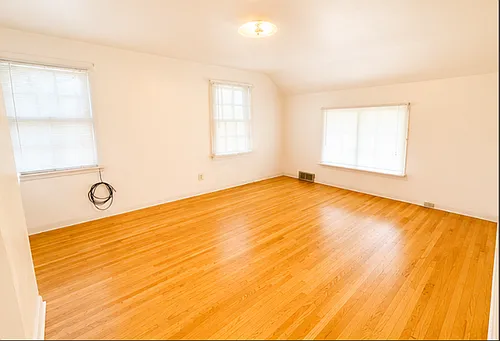 631 Elmwood Ave #UPPER Photo 1 631 Elmwood Ave #UPPER Photo 1