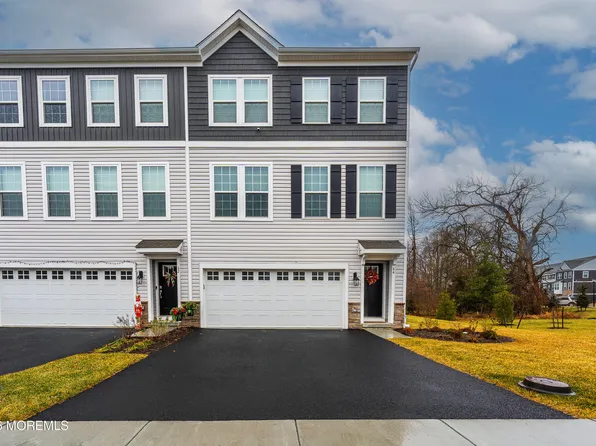 64 Wembley Way, Tinton Falls, NJ 07753