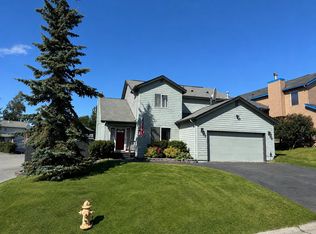 6725 Queens View Cir, Anchorage, AK 99504
