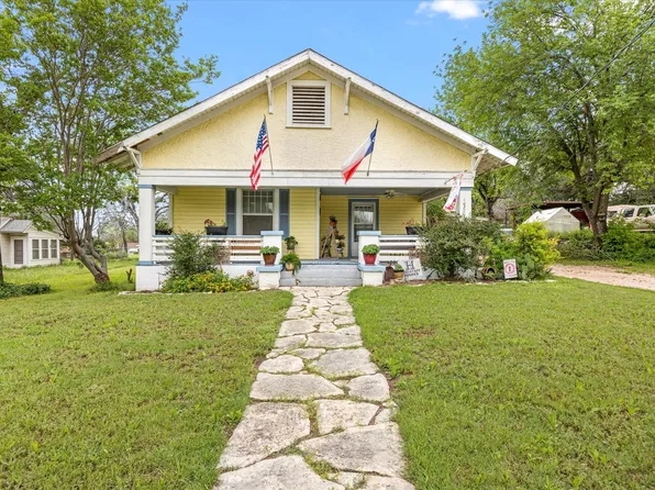 515 E Main St, Hamilton, TX 76531