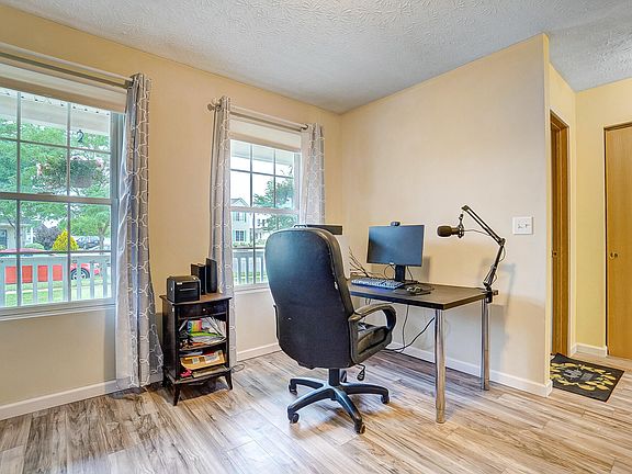 5th image of 1048 Braxton Blvd
