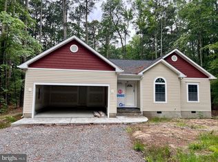 106 Erica Dr, Montross, VA 22520