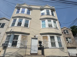 311 S 6th St #3R, Newark, NJ 07103