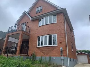 245-62 63rd Ave, Little Neck, NY 11362
