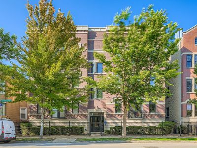 1330 W Diversey Pkwy APT 2W, Chicago, IL, 60614
