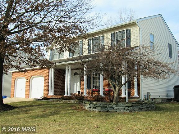 2nd image of 817 Van Dyke Ln