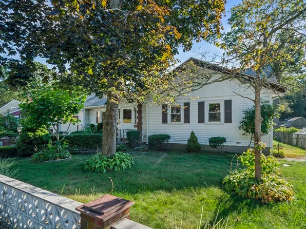 1 Lavally Rd, Randolph, MA 02368