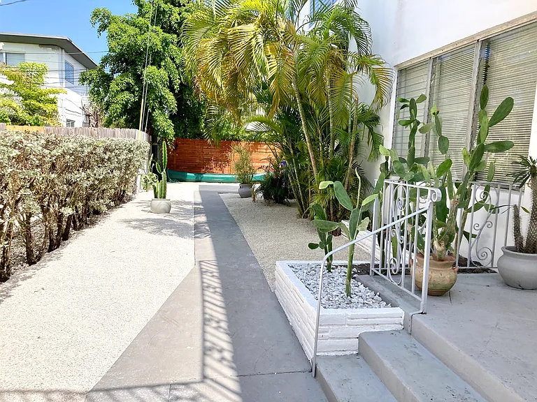 8115 Hawthorne Ave #3 — Photo 21
