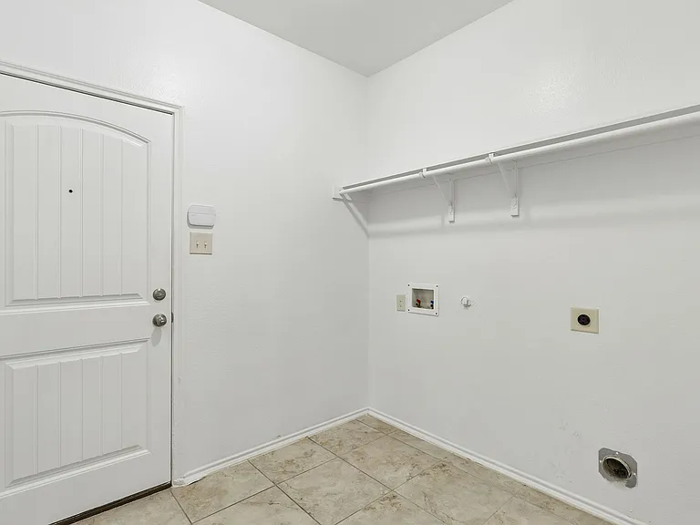 10212 Bennet Dr — Photo 26