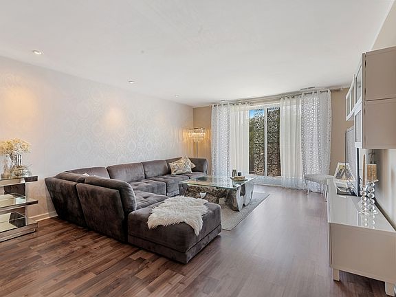 3rd image of 7601 Lincoln Ave APT 303