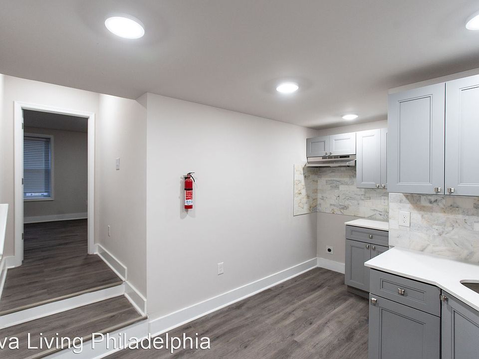 1st image of 1404 N 21st St Floor 2