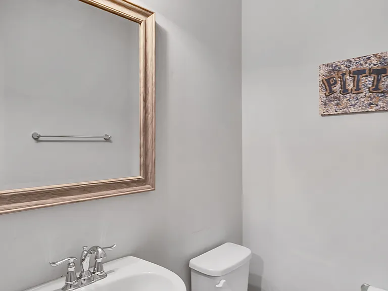 1503 Pointe View Dr — Photo 15