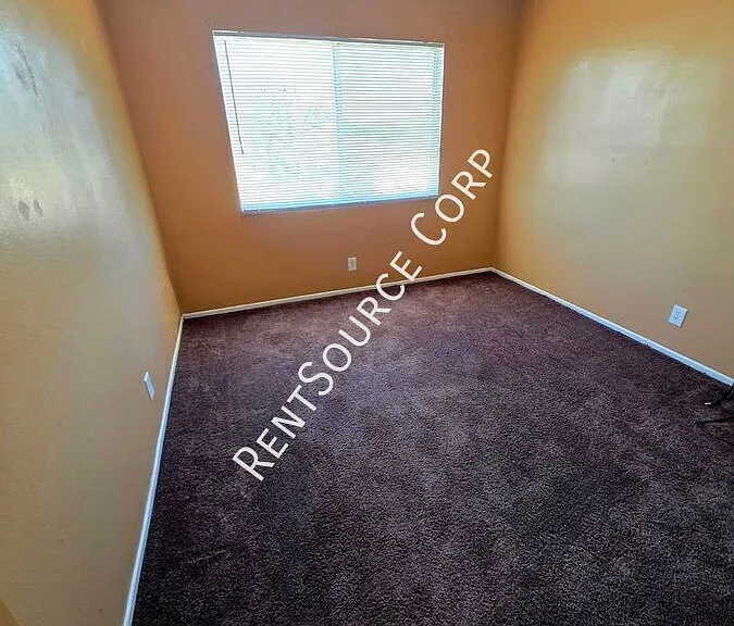 38616 Larkin Ave #4 — Photo 12
