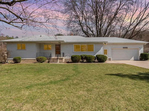 1621 S Poseyville Rd, Midland, MI 48640