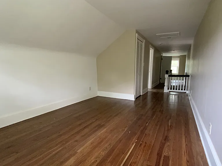 1626 Riverside Dr — Photo 24