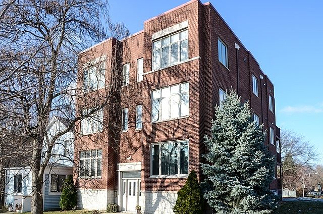 1st image of 605 Oakton St APT 1E
