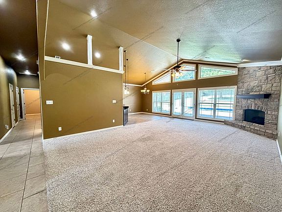 4th image of 3718 Brighton Pl