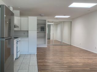 2727 E Colorado Blvd APT B, Pasadena, CA 91107