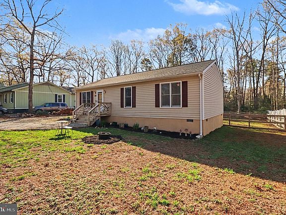 2nd image of 426 Durham Dr