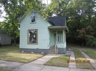 1215 W 8th St, Michigan City, IN