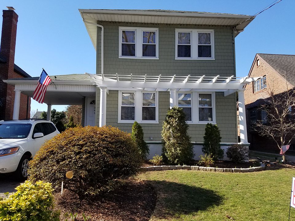 Beautiful 2 family Colonial