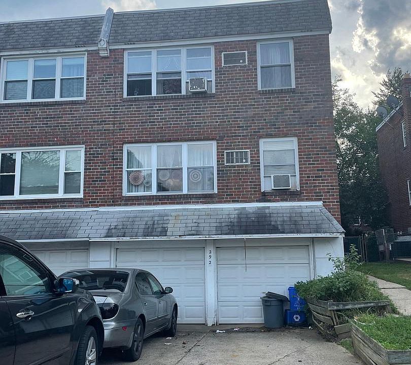 1st image of 292 Nandina St
