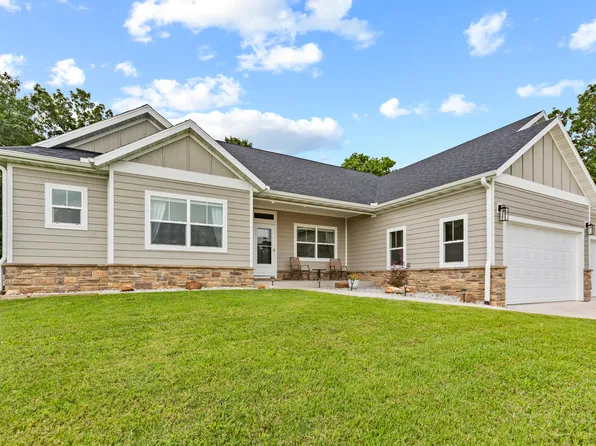 191 Forest Oak Drive, Hollister, MO 65672