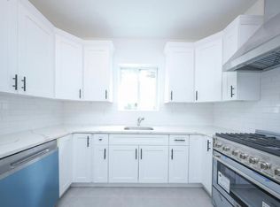 136 Beach St FLOOR 2, Staten Island, NY 10304