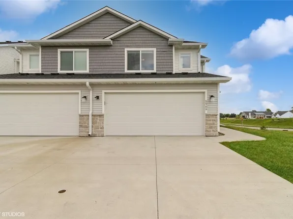 5909 NW 90th Ct, Johnston, IA 50131