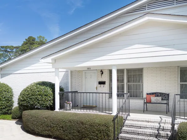 1851 Rockwood Rd, Vestavia, AL 35216