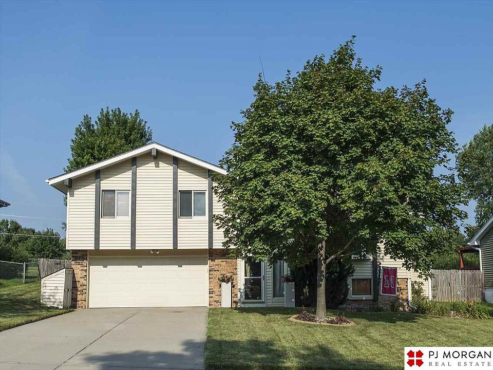 1st image of 5812 N 131st St