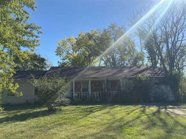 19021 W Outer Rd, Holt, MO 64048