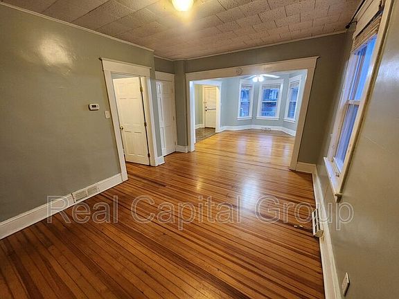 5th image of 806 Park Ave Suite 1