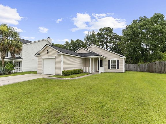 2nd image of 407 Beverly Dr
