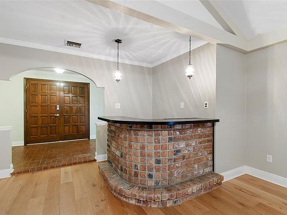 4th image of 4701 Park Dr N
