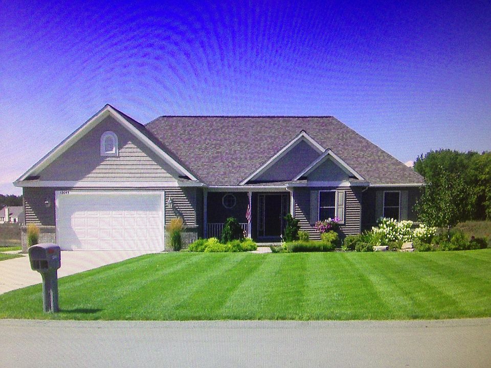 1st image of 13045 Acacia Dr