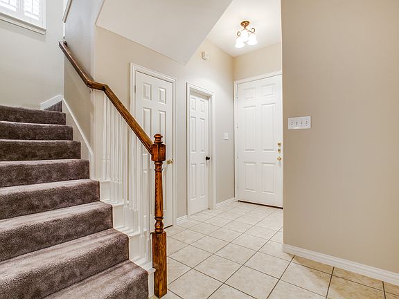 4th image of 4025 Marble Dr