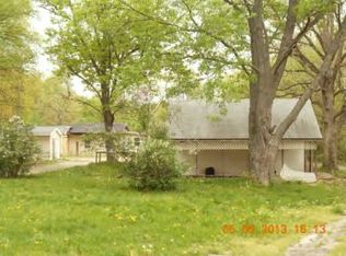 541 E 14th St, Danville, IL