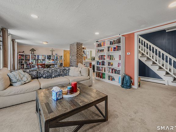 5th image of 12 Crouch Street