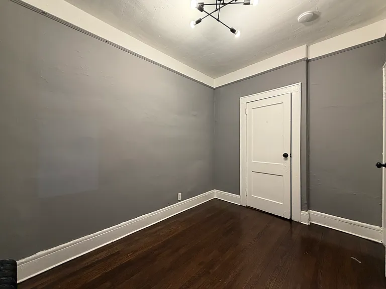 717 Arlington Ave #3A — Photo 4