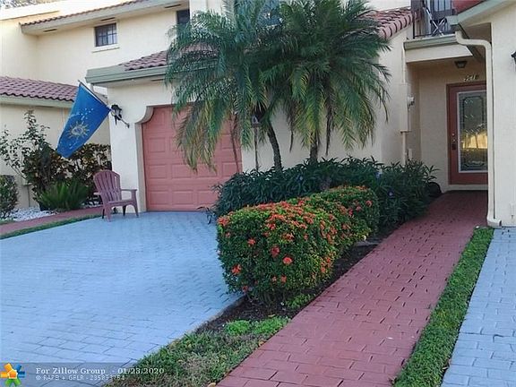 2nd image of 9610 Alcazar Ln