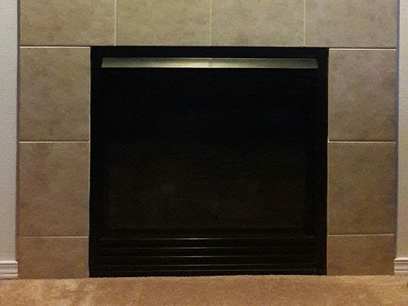 Gas fireplace