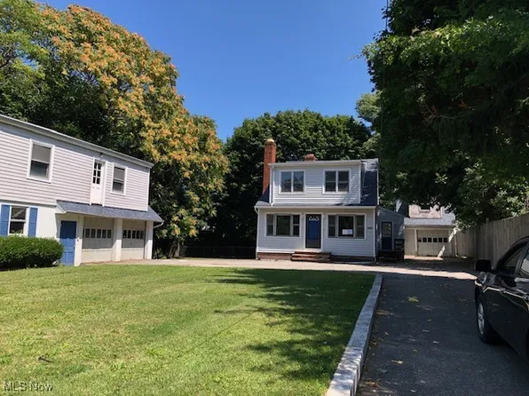 1435 Rockefeller Rd, Wickliffe, OH 44092