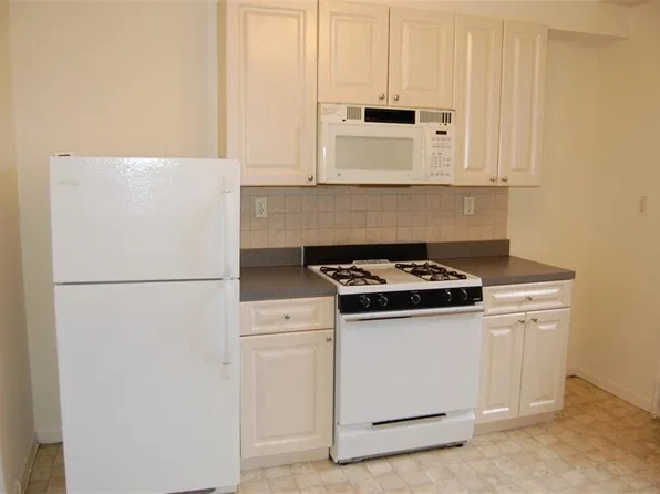 106 11th Street image 1 of 8