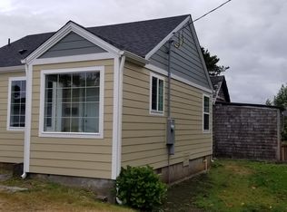 411 12th Ave, Seaside, OR 97138