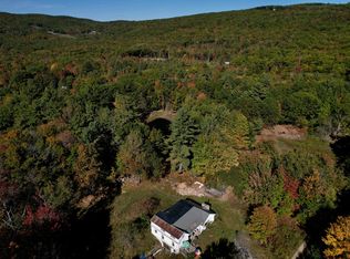 15 Royal Ridge Ln, South Paris, ME 04281