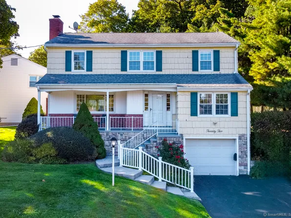 22 Hastings Lane, Stamford, CT 06905