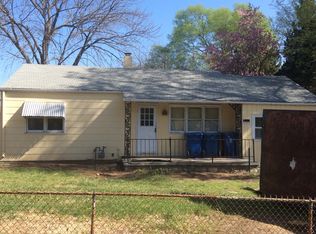 10512 E 35th St S, Independence, MO 64052