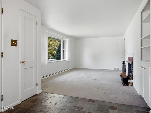 4th image of 305 Verna Rd