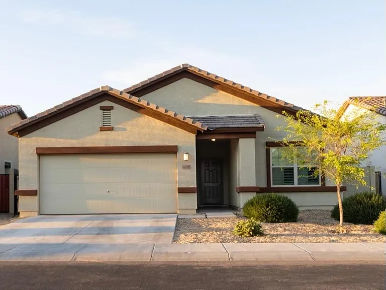 4590 W Foldwing Dr — Photo 1